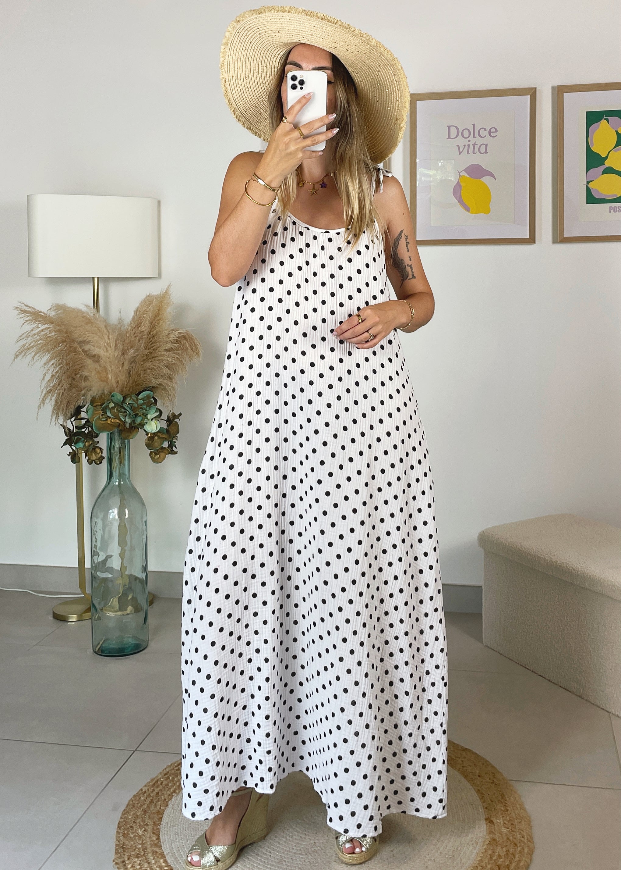 Robe Dolly - en gaze de coton blanche à pois avec bretelles nouées